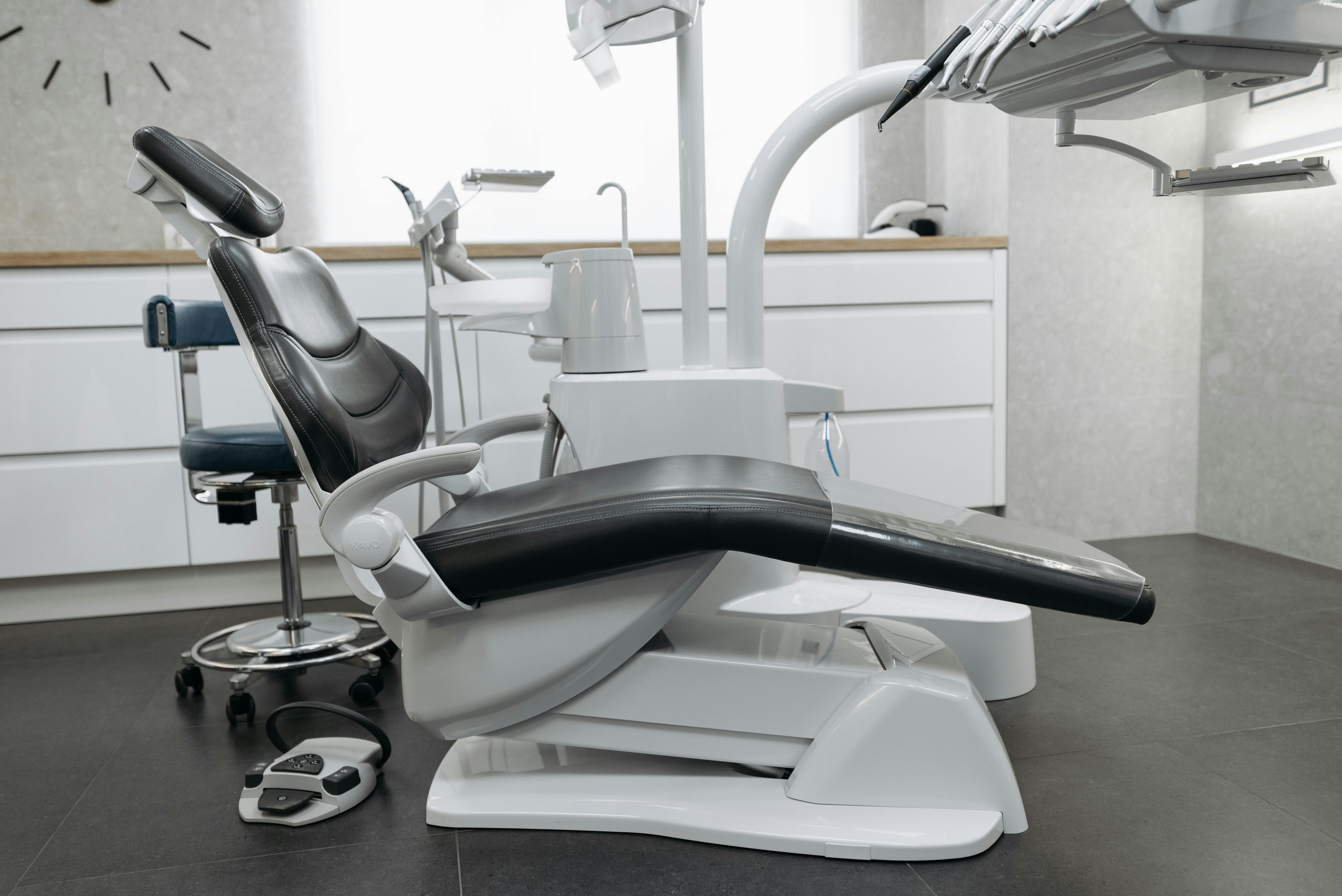 Comfortable dental chair for patient comfort